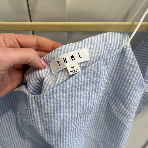 THML medium Blue Striped Women's Top off shoulder - Picture 2 of 4